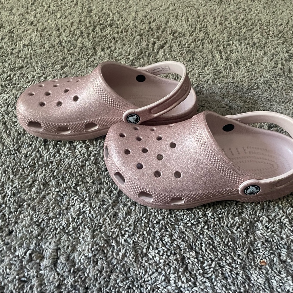 Crocks